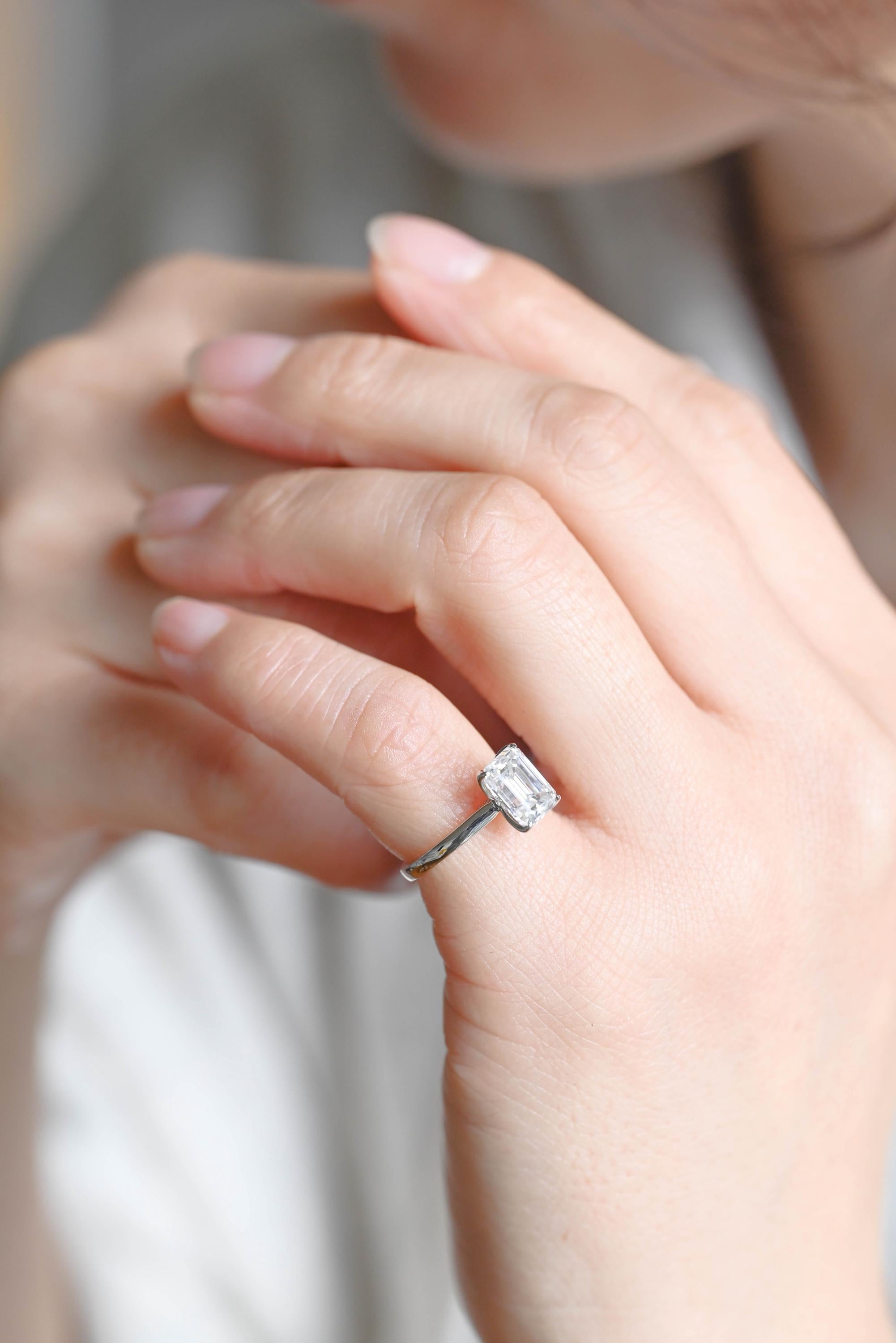 Solid Gold Emerald Cut Moissanite Engagement Ring, Proposal Ring, Promise Ring, Wedding Ring, Anniversary Gift for Birthday Gift Women Wife