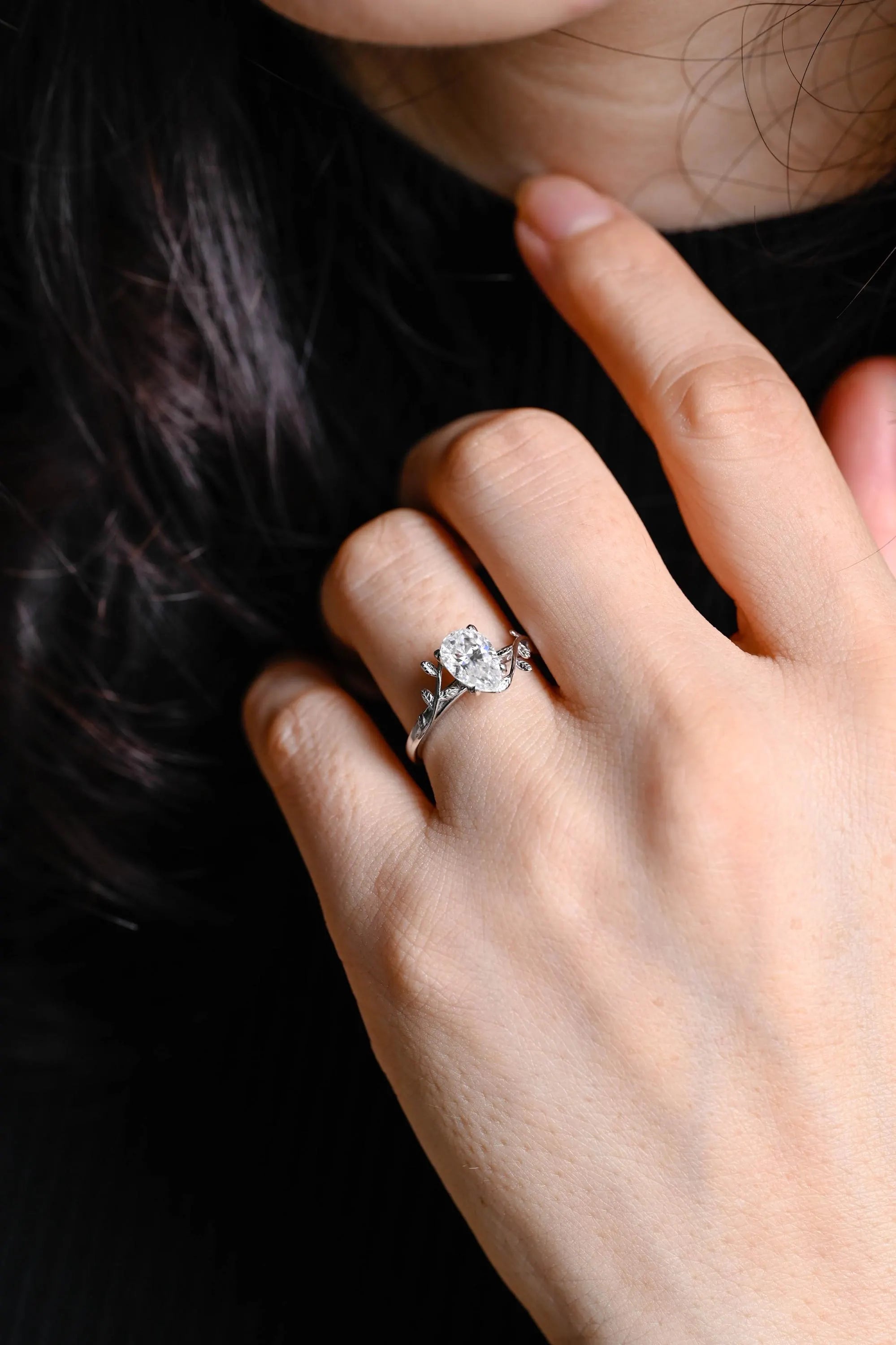 Solid Gold Pear Cut Leaf-Shaped Band Moissanite Engagement Ring, Anniversary Gift Birthday Gift for Women Wife