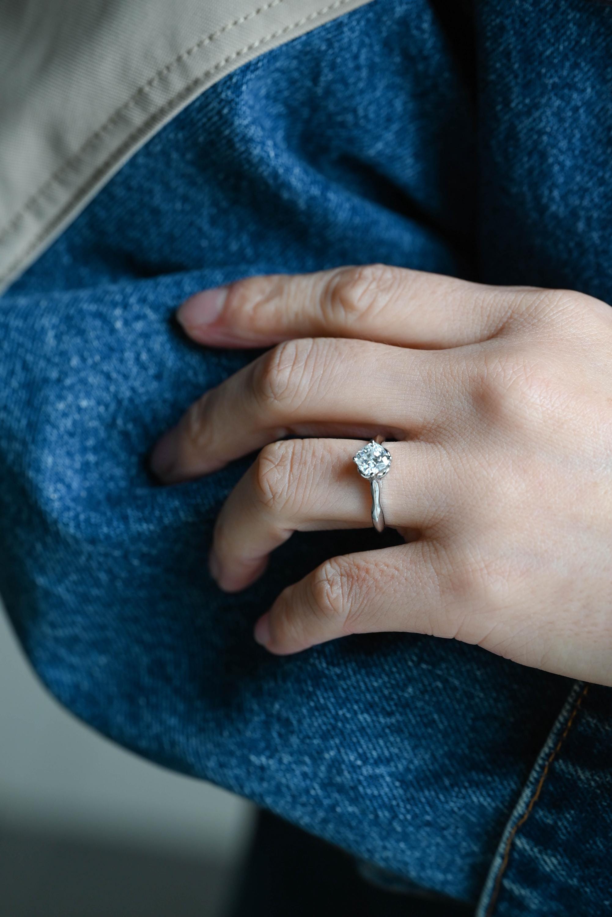 Tulip Set Solid Gold Round Cut Moissanite Engagement Ring, Anniversary Gift Birthday Gift for Women