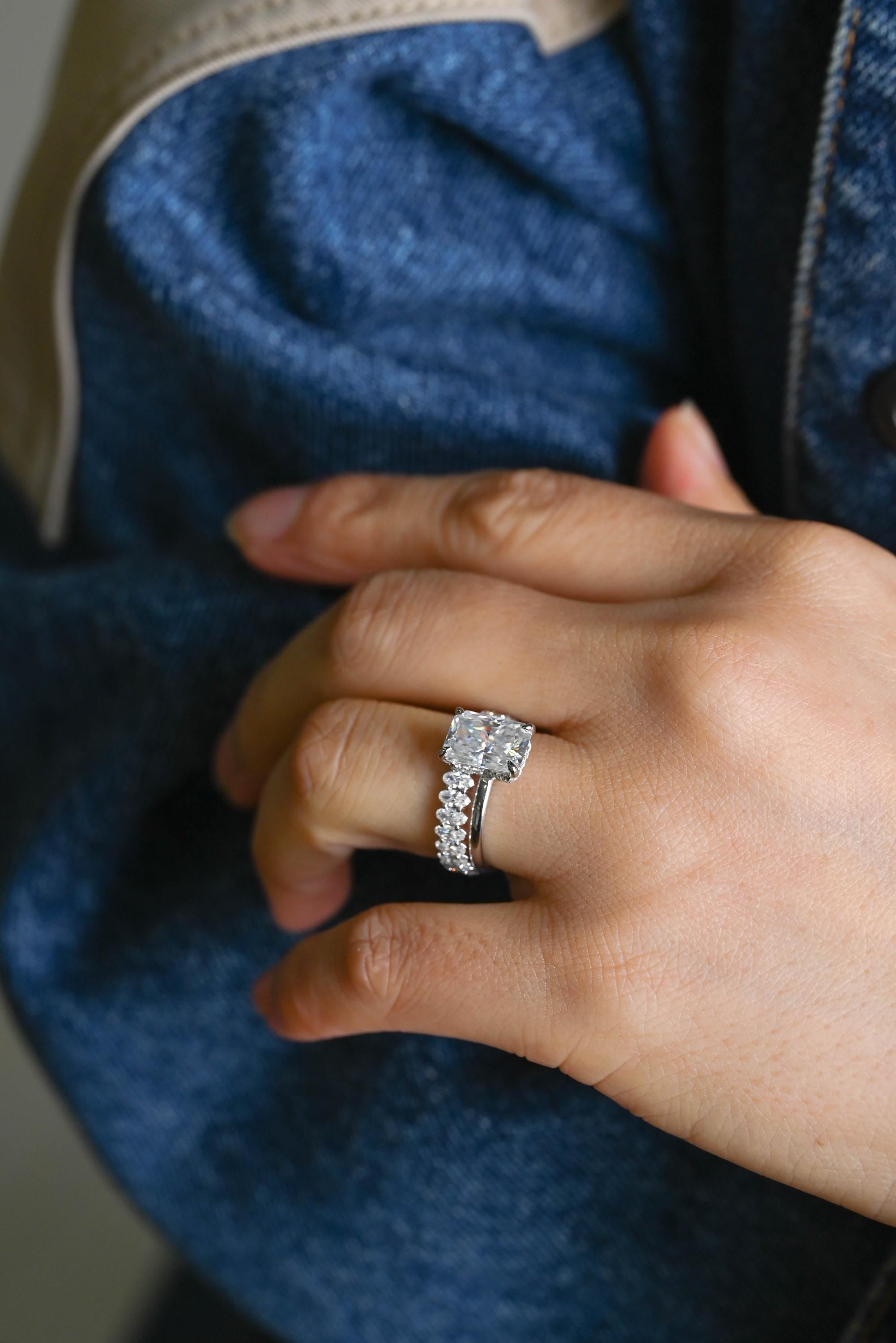 Ascot Radiant Cut Moissanite Engagement Ring Set, Solid Gold Oval Cut Wedding Ring