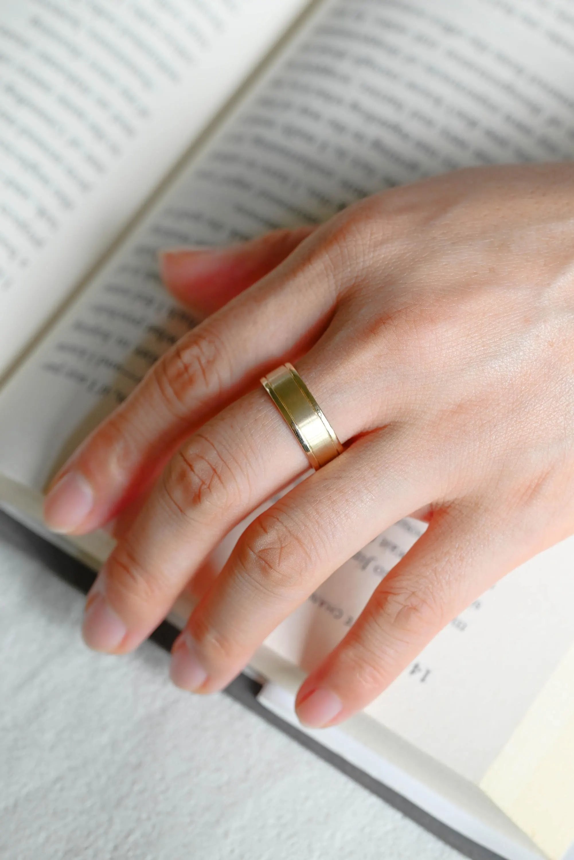 Solid Gold Plain Wedding Band, Wedding Ring, Matching Band, 7mm Wide Ring, Anniversary Gift Birthday Gift Valentine's Day Gift for Women Men