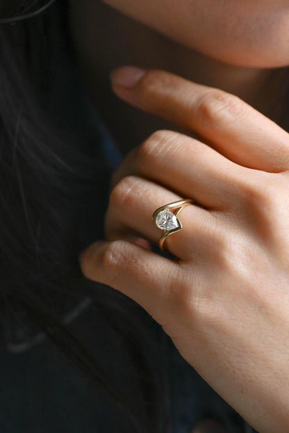 Solid Gold Pear Cut Moissanite Engagement Ring, Proposal Ring, Anniversary Gift Birthday Gift for Women Wife