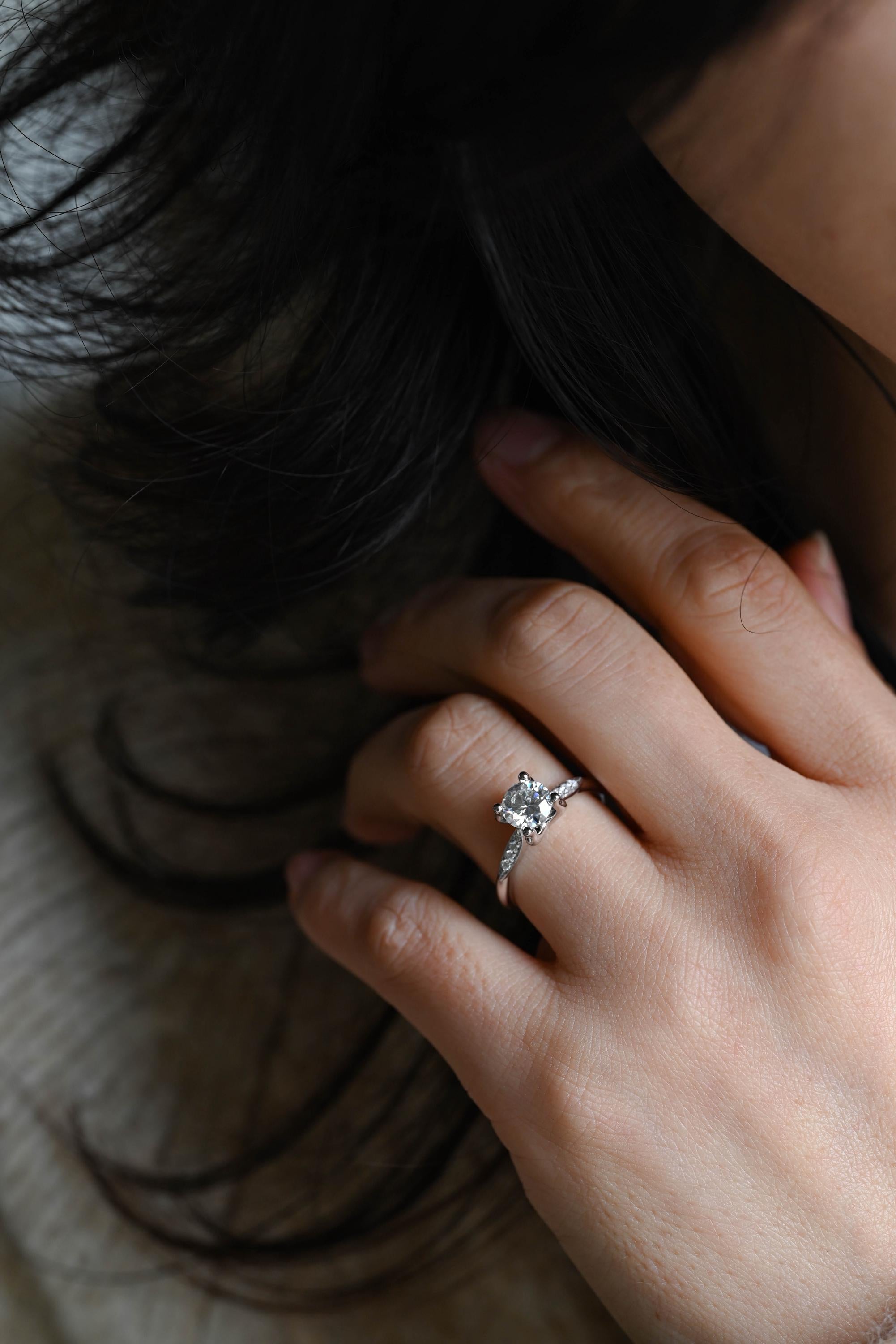 Solid Gold Round Cut Moissanite Engagement Ring, Anniversary Gift Birthday Gift for Women Wife