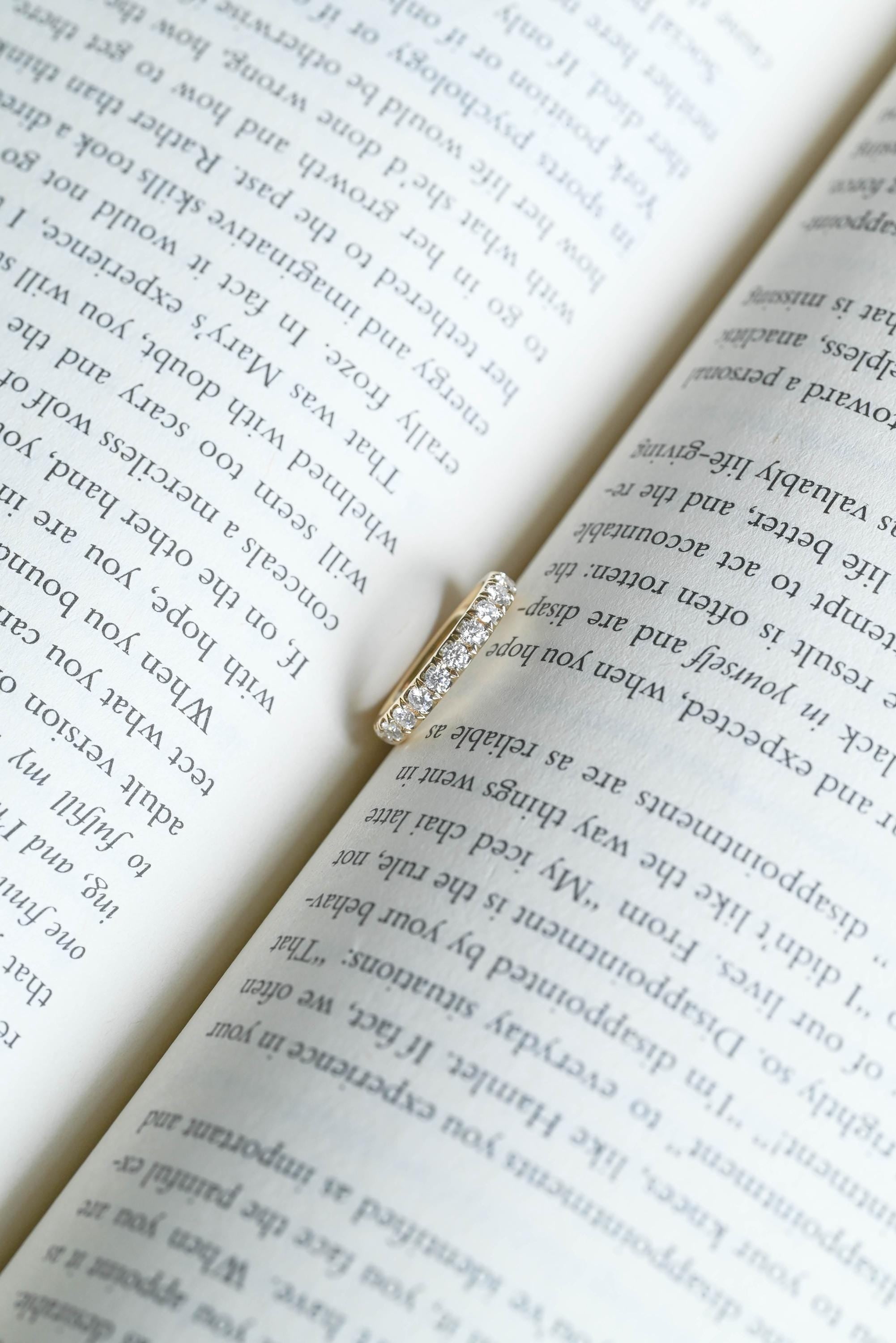 Solid Gold 3.5mm Moissanite Wedding Band, Round Cut Anniversary Ring