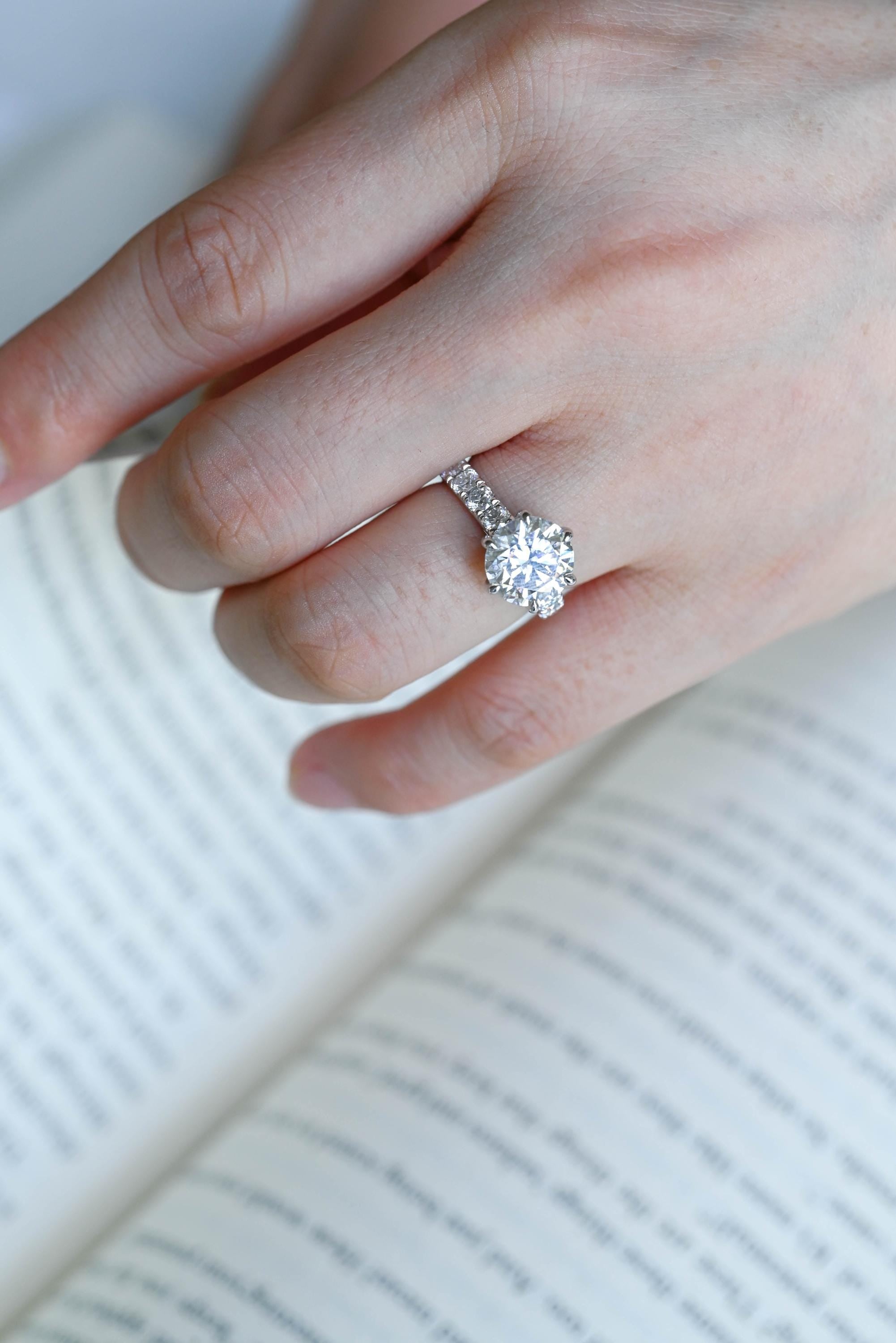 3.5mm Wide Solid Gold Round Cut Moissanite Engagement Ring, Side Stone Setting Wedding Ring