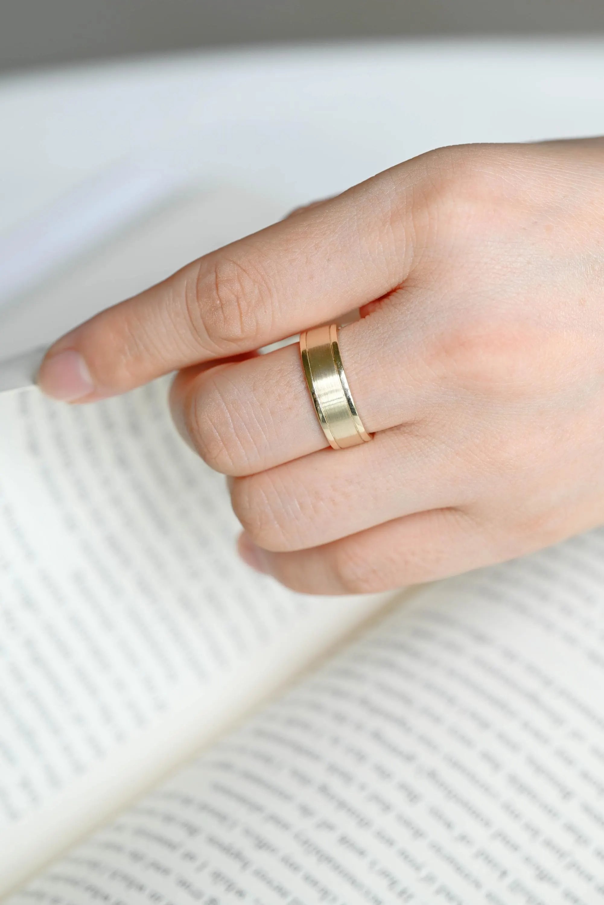 Solid Gold Plain Wedding Band, Wedding Ring, Matching Band, 7mm Wide Ring, Anniversary Gift Birthday Gift Valentine's Day Gift for Women Men