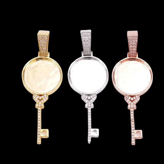Moissanite VVS Diamond Round Hanging Key Photo Pendant