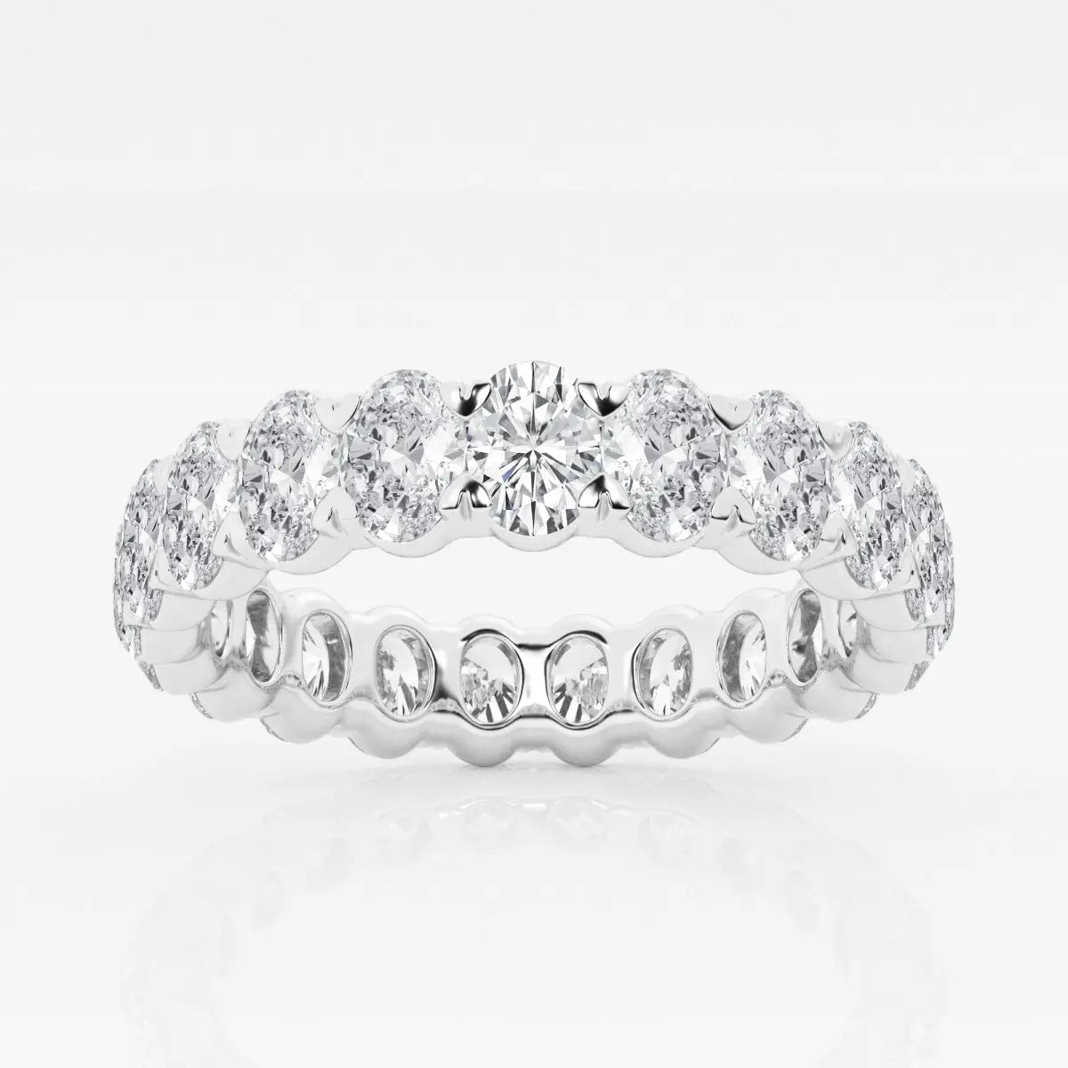 Cushion cut diamond engagement rings USA