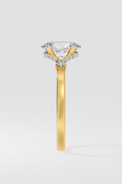 1.5 CT Oval Cut Lab Grown Diamond 4 Prong Set Solitaire Diamond Ring