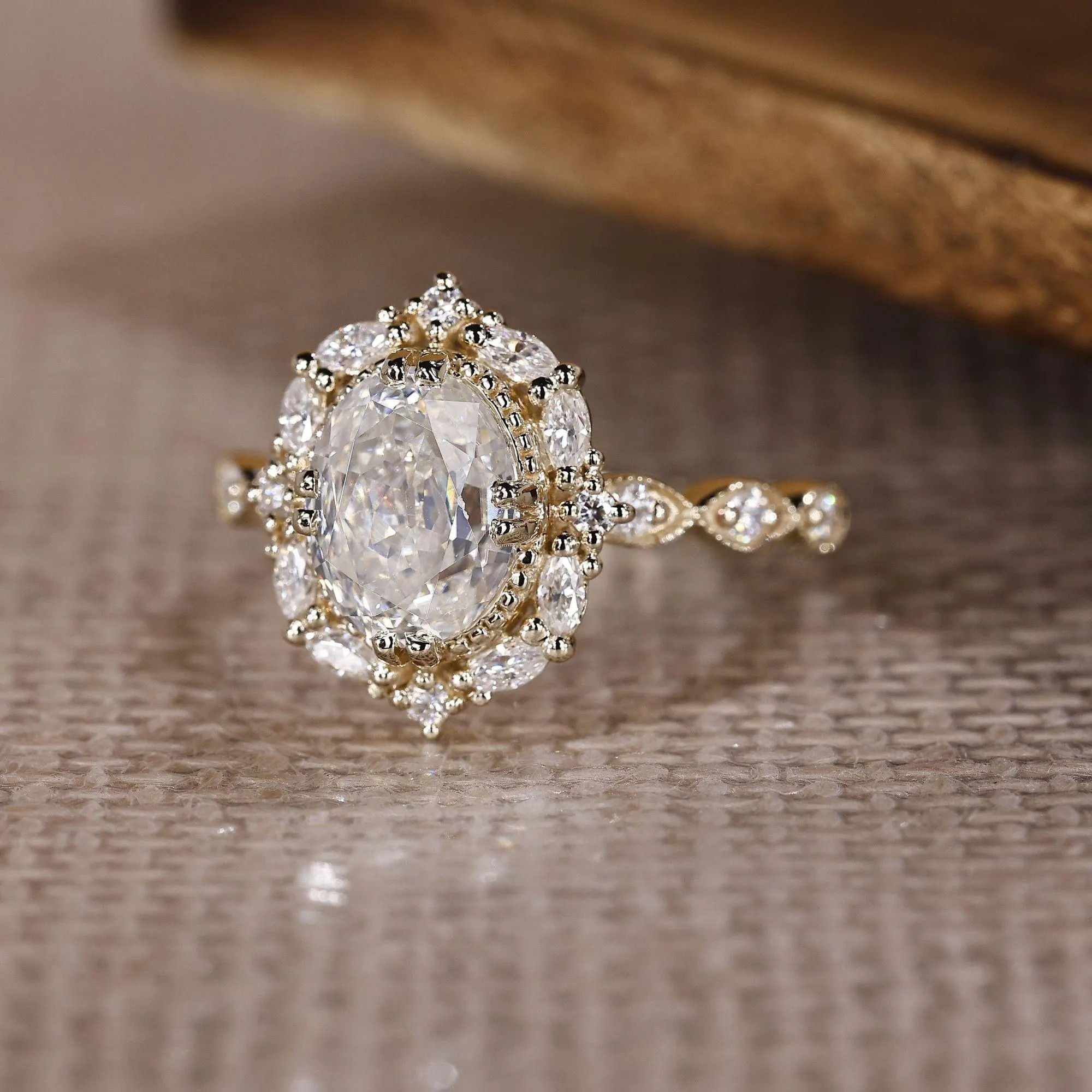 oval ring