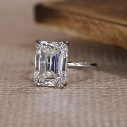 emerald ring