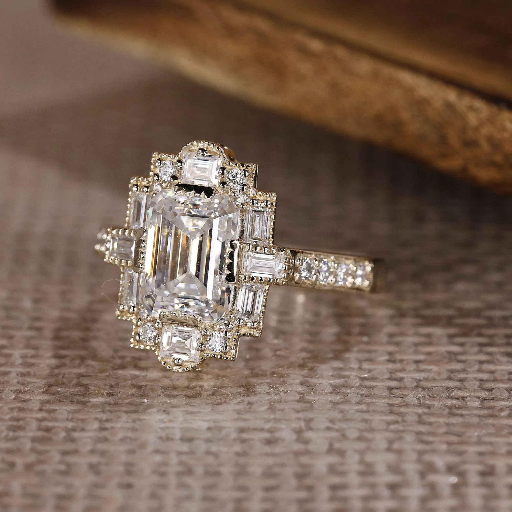 emerald ring