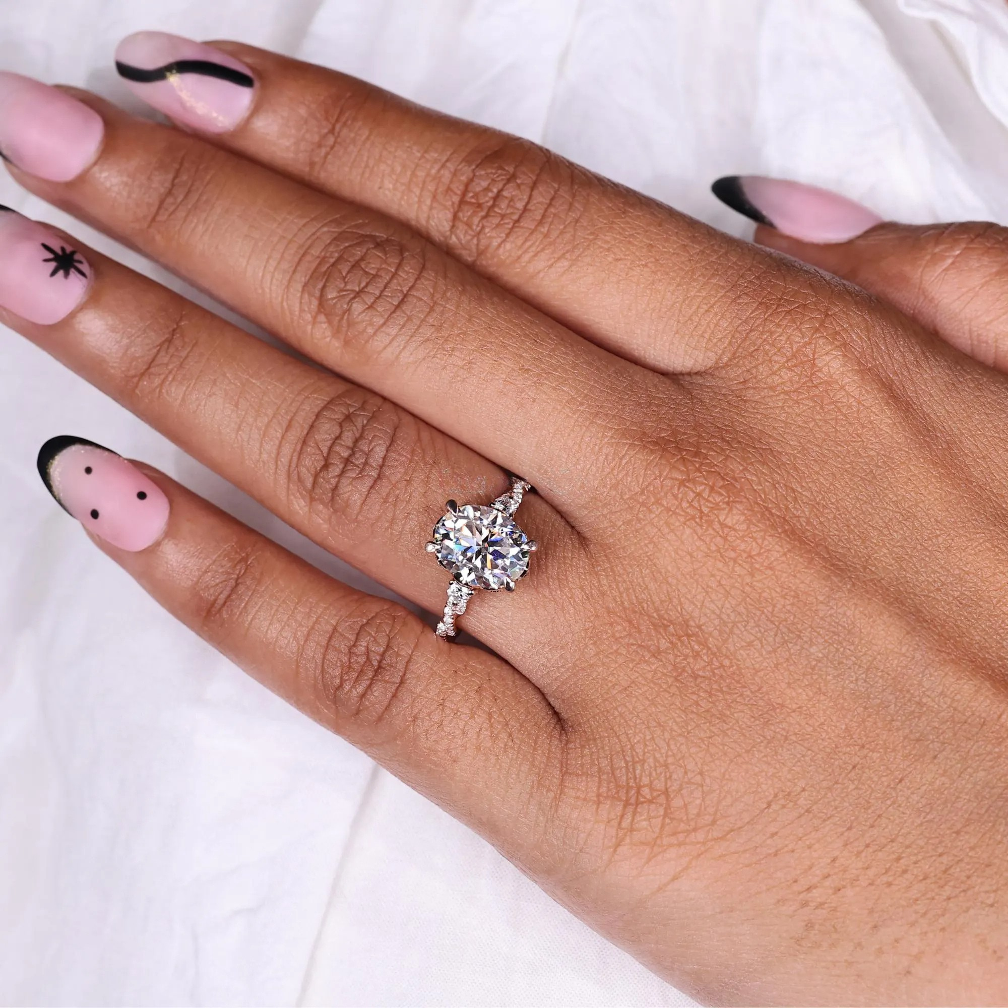 oval ring