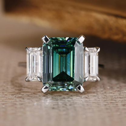emerald ring