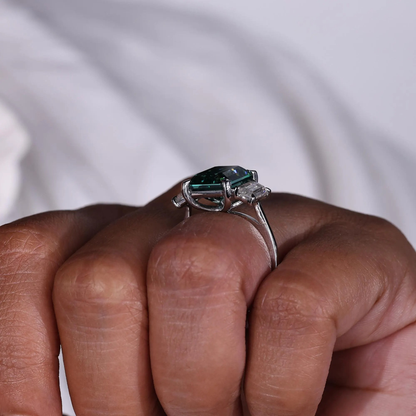 emerald ring