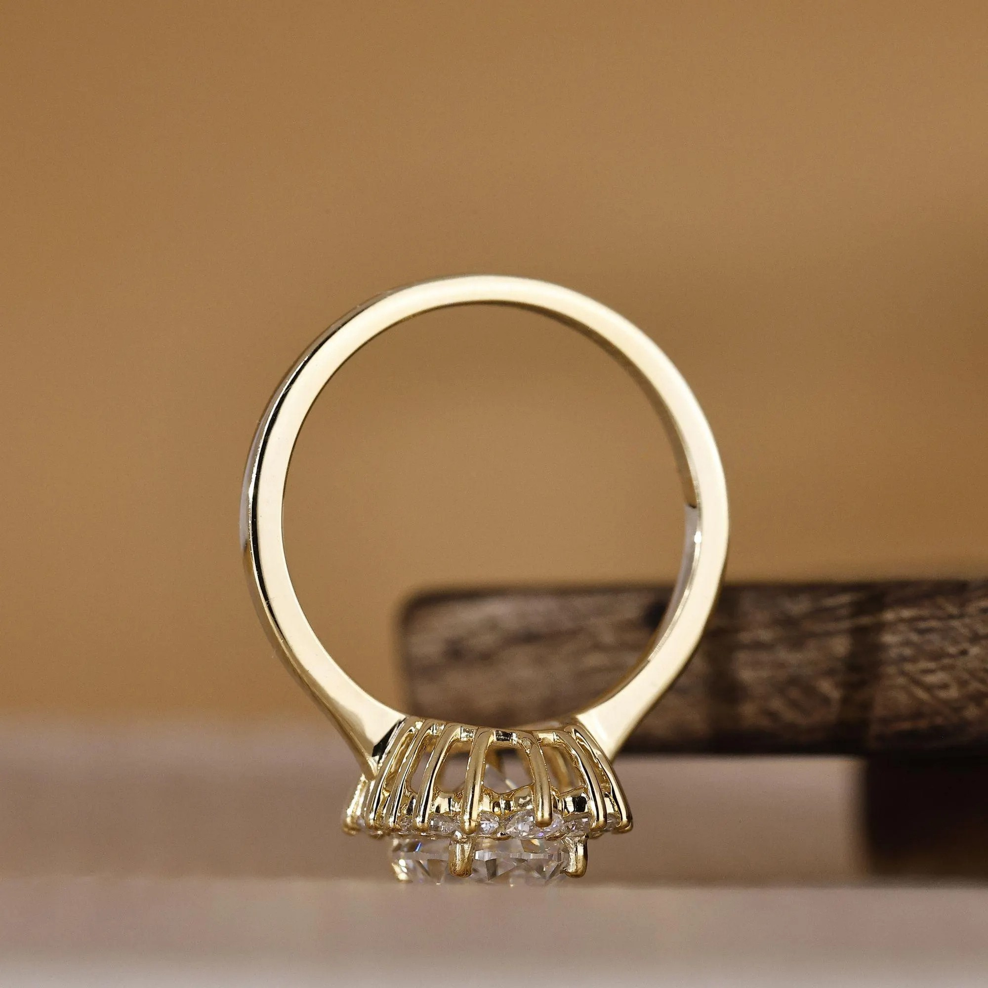 oval ring