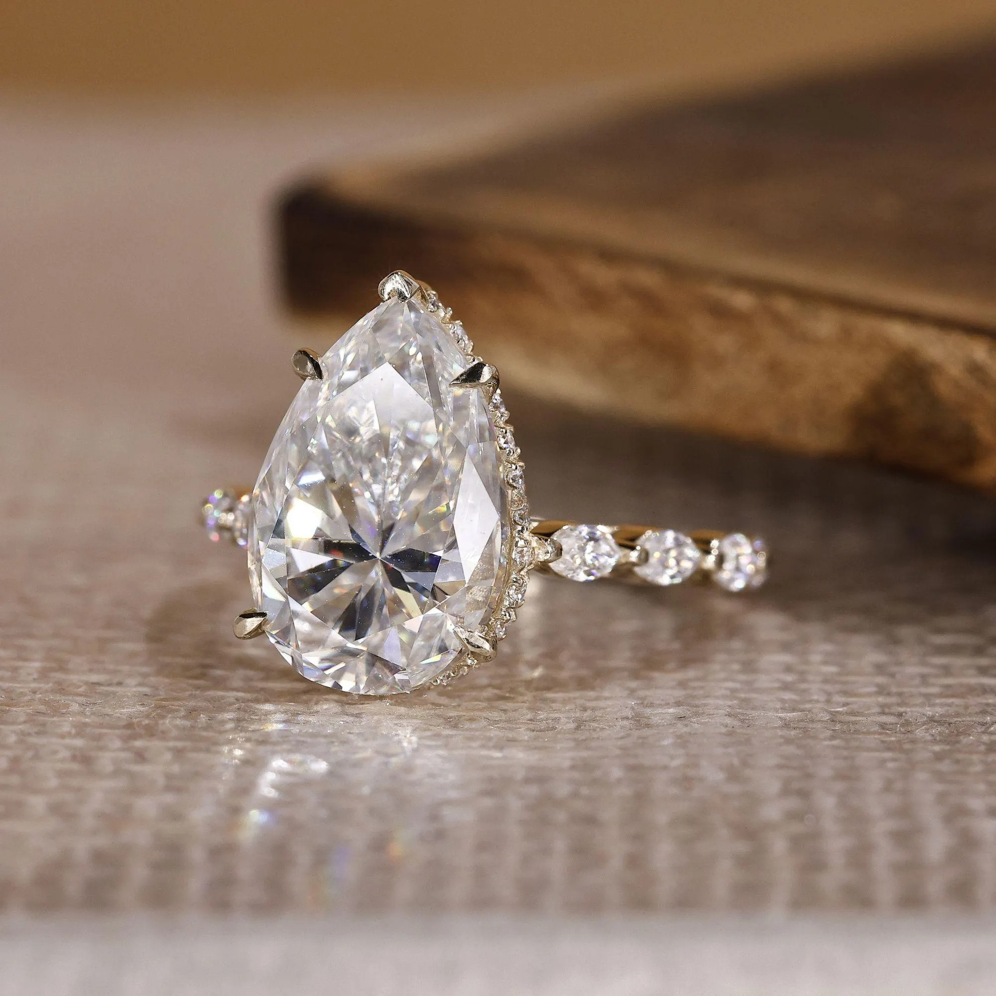 pear ring