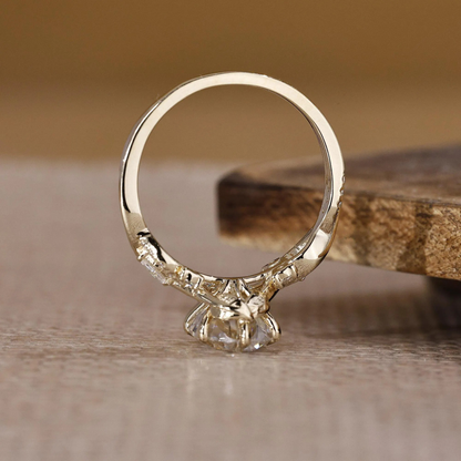 oval ring