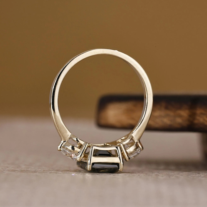 emerald ring