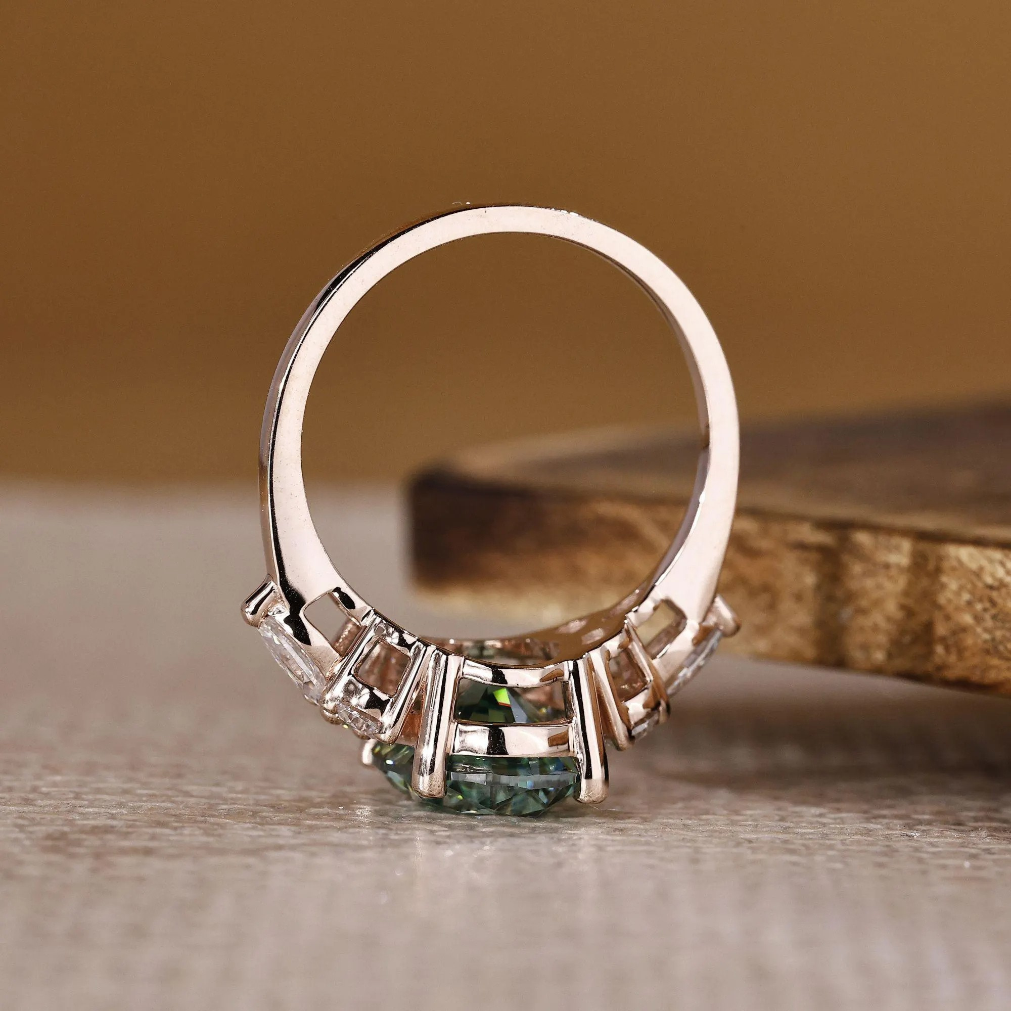oval ring