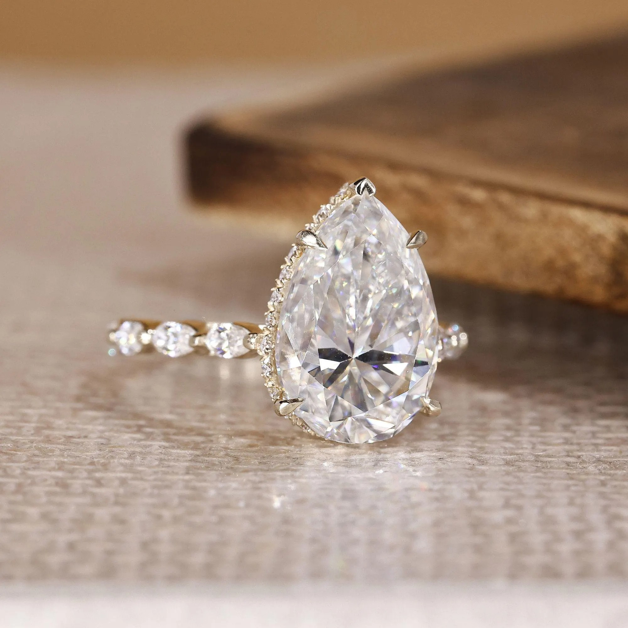 pear ring