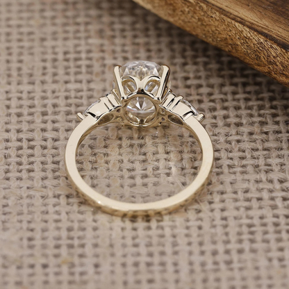 oval ring