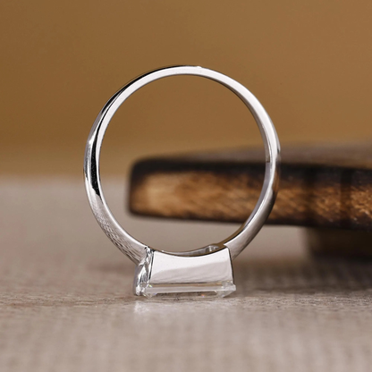 emerald ring