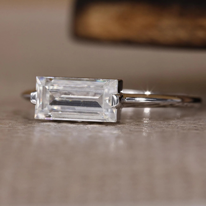 emerald ring