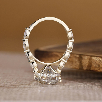 pear ring