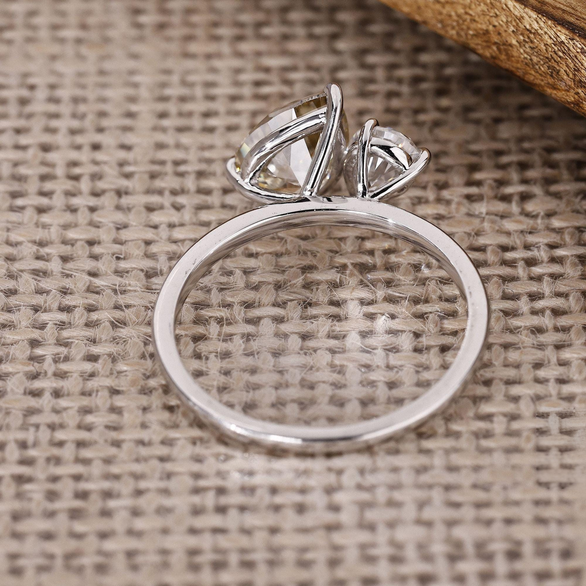 pear ring
