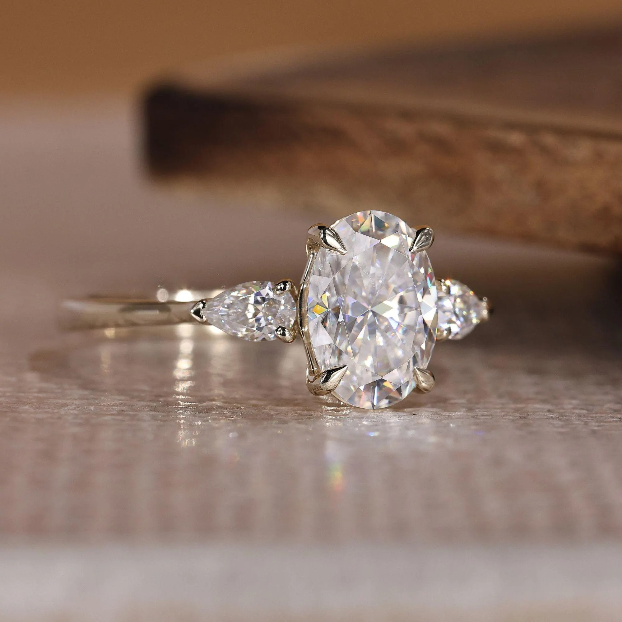 oval ring