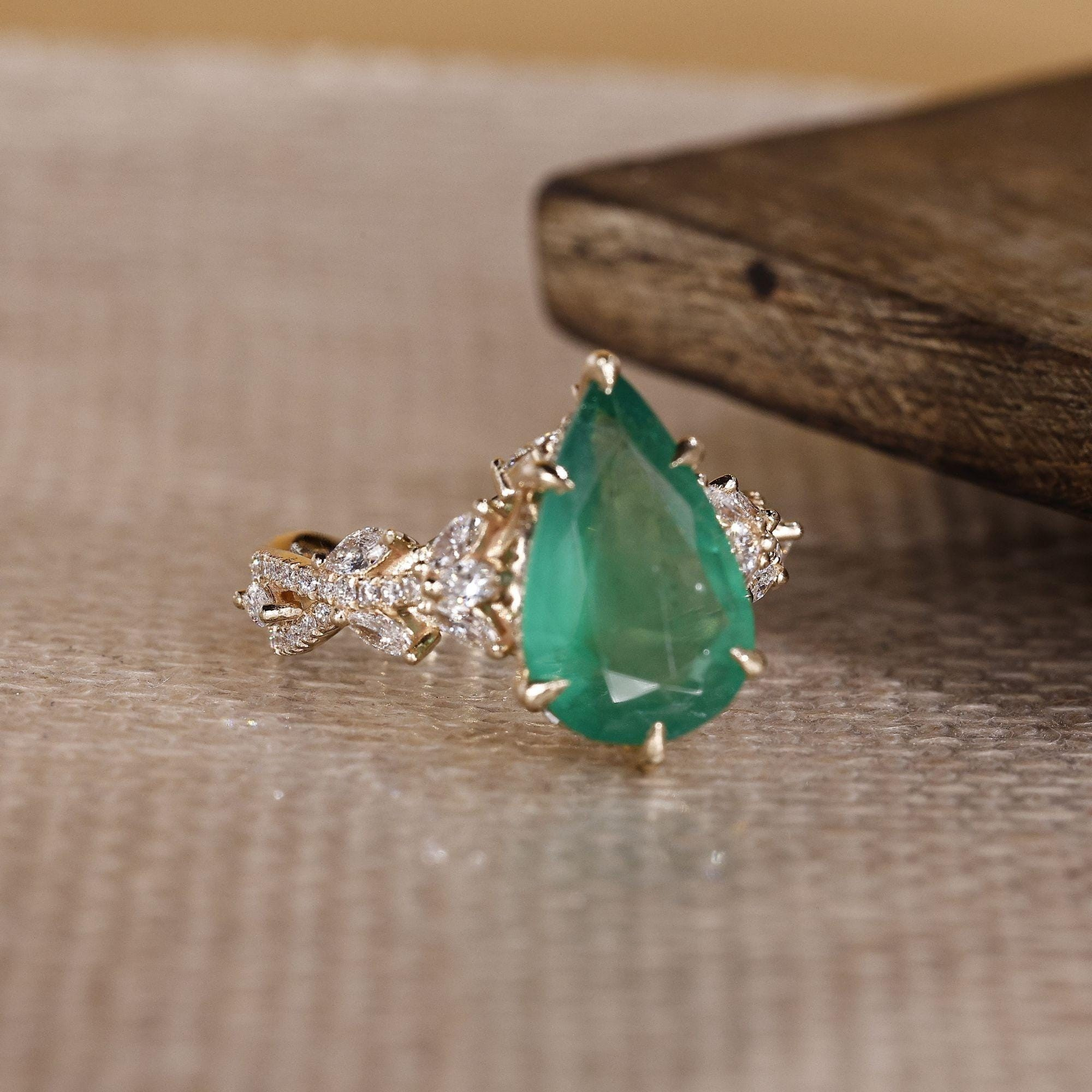 pear ring