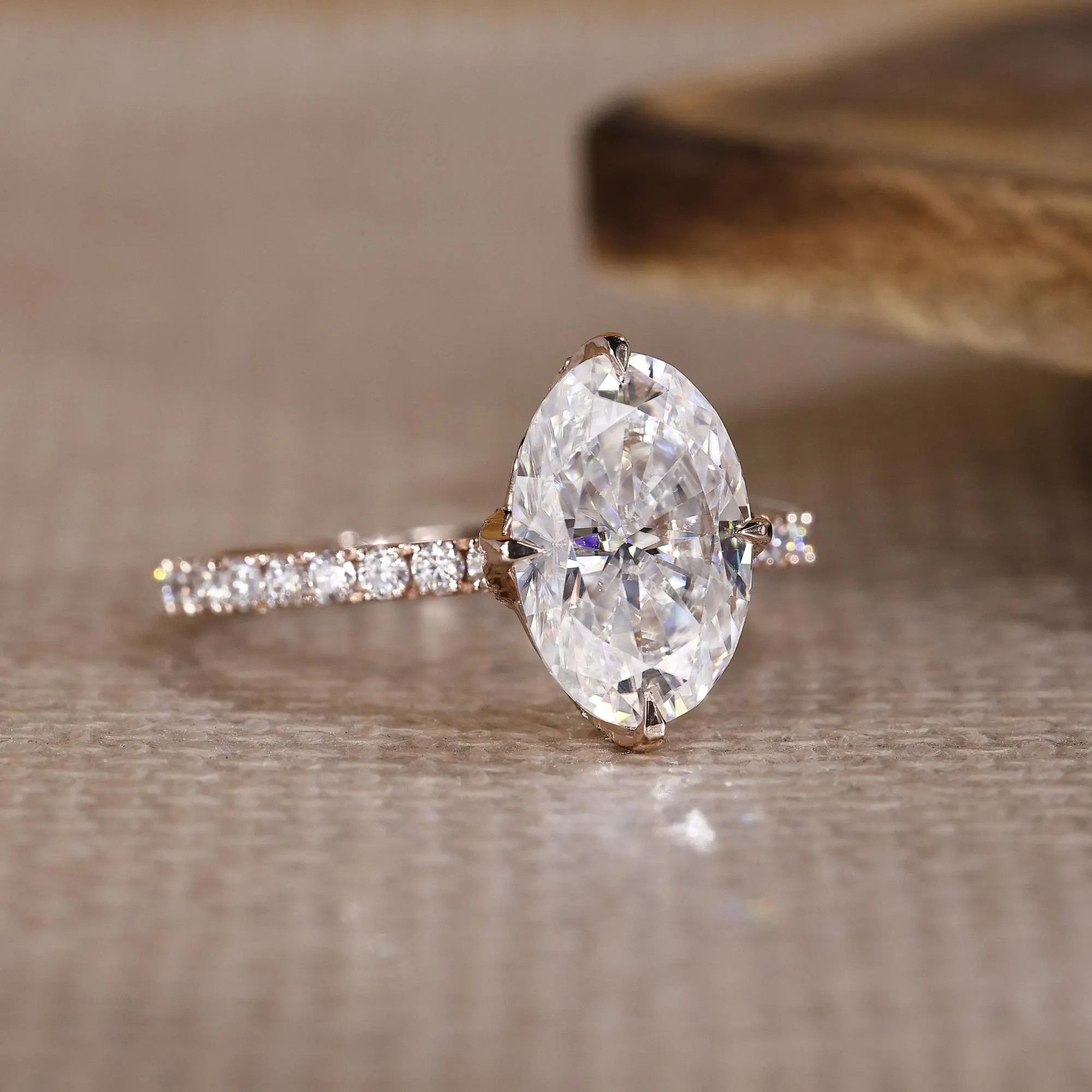 oval ring