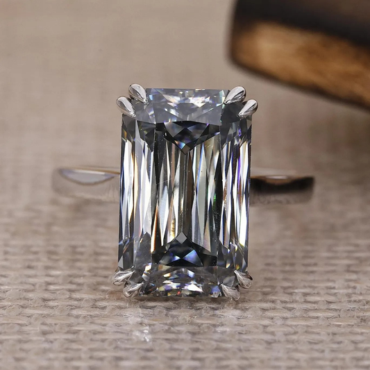 emerald ring