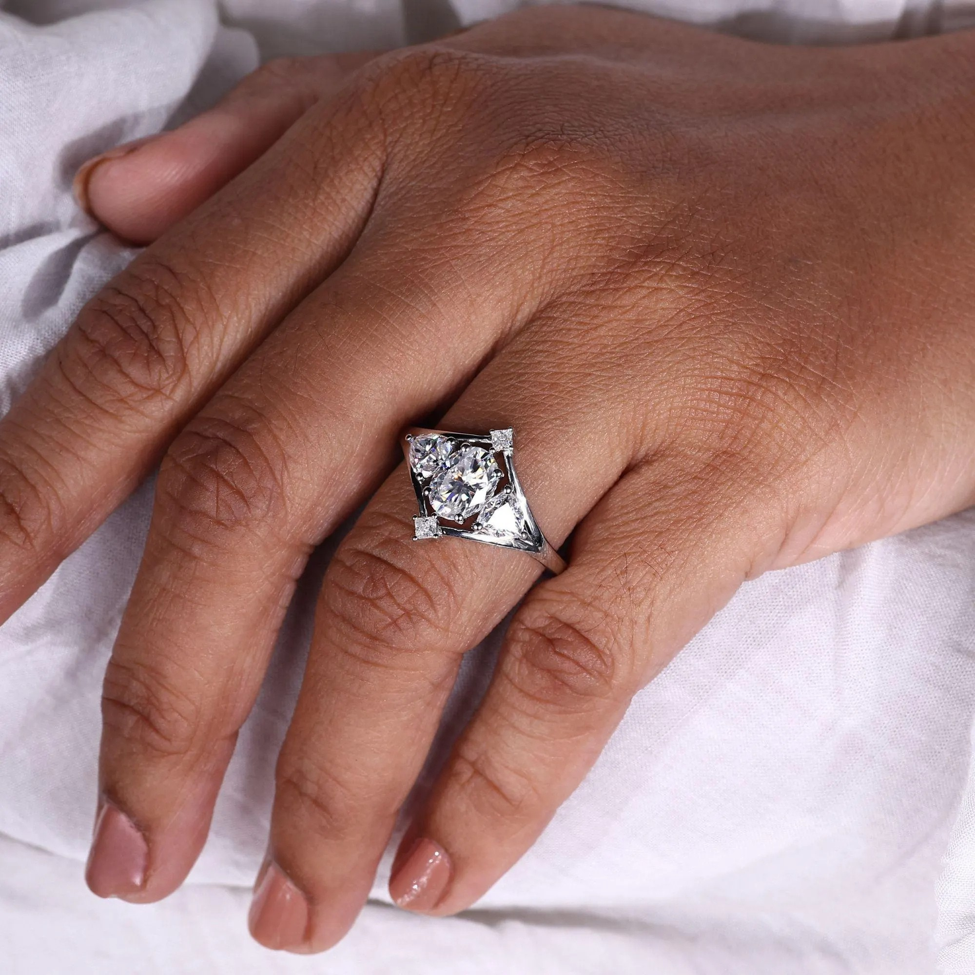 oval ring