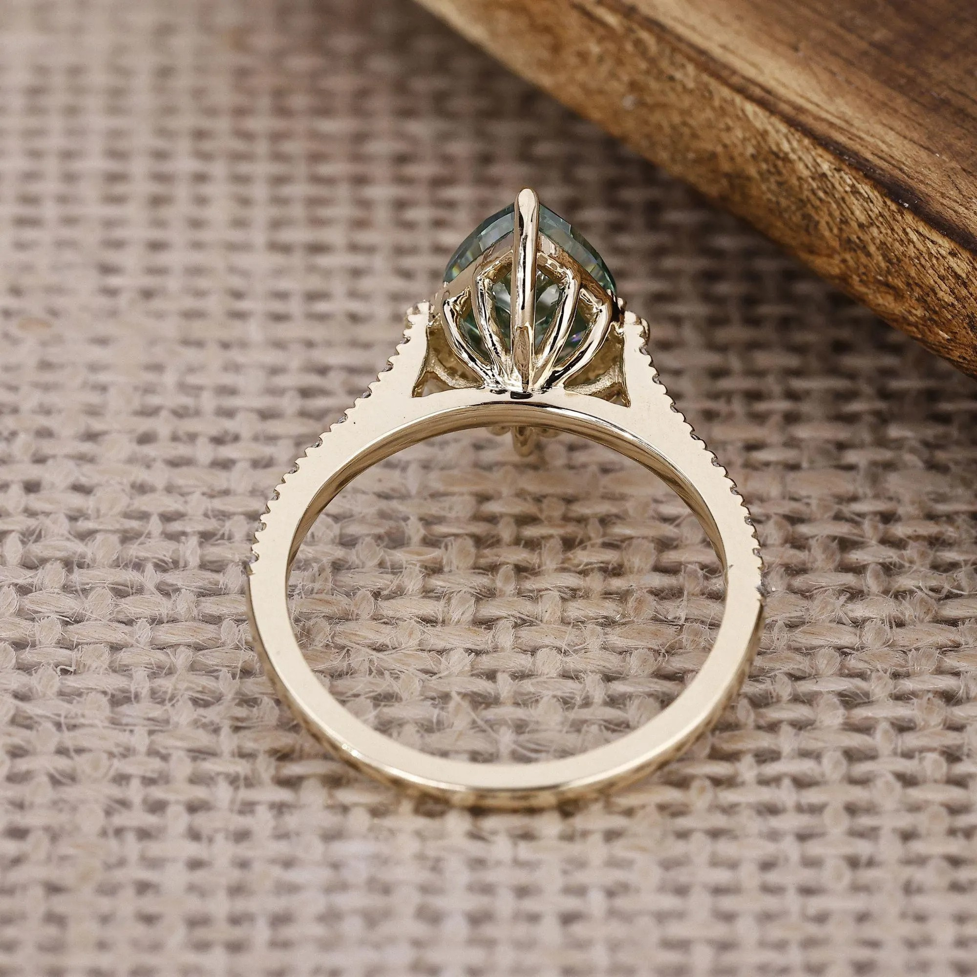 pear ring