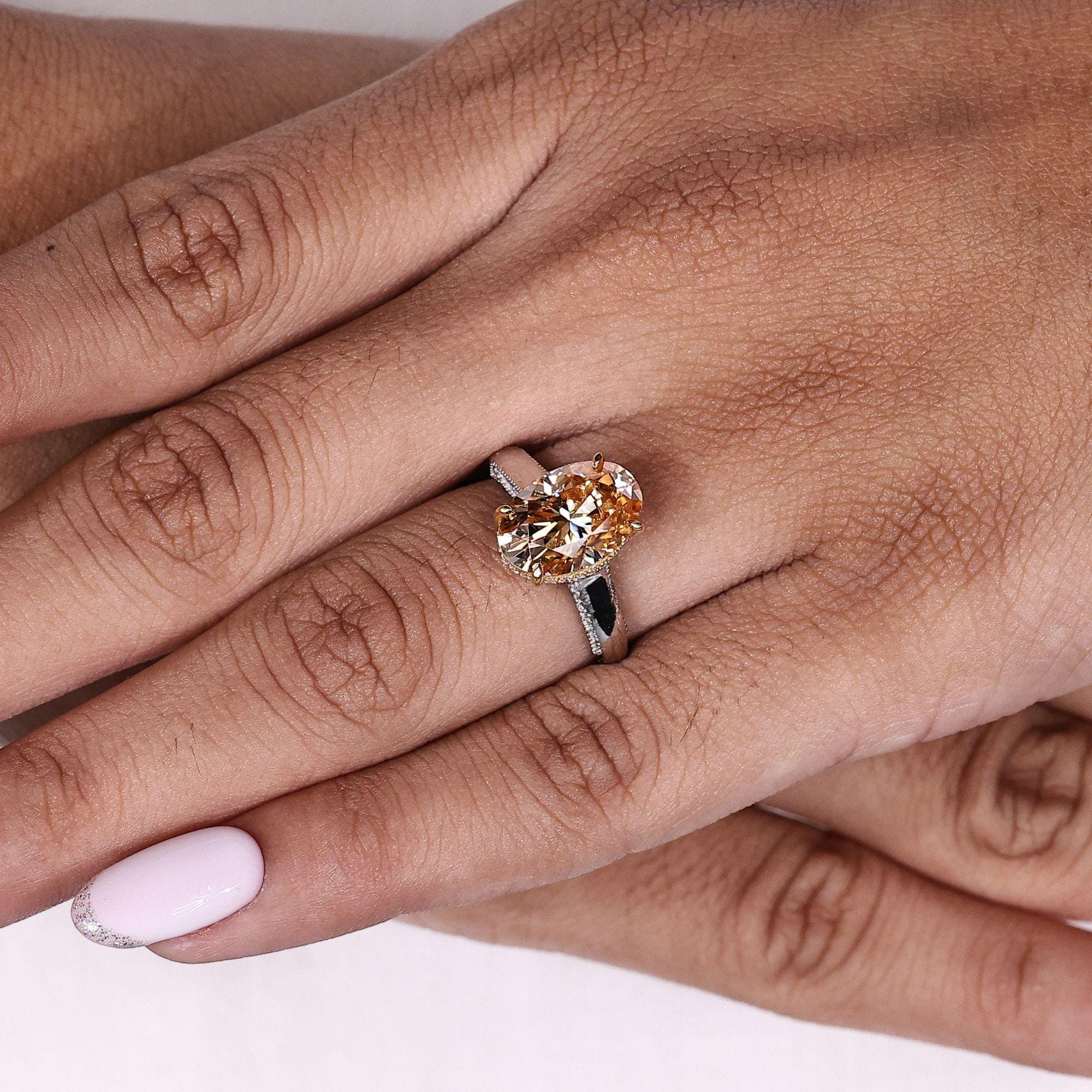 oval ring