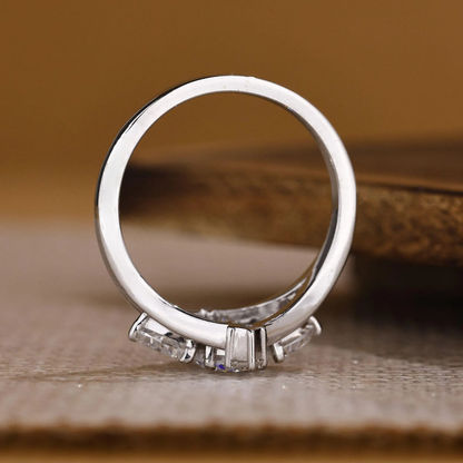 oval ring