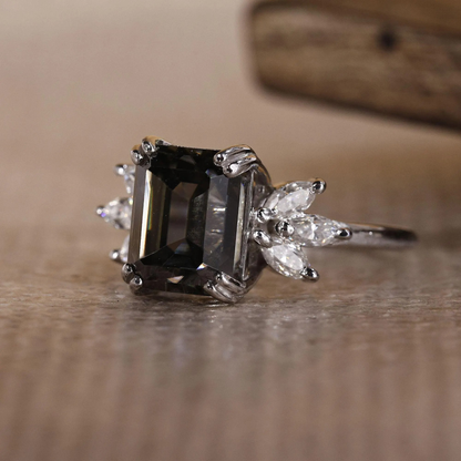 emerald ring
