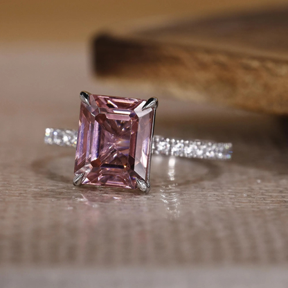 emerald ring