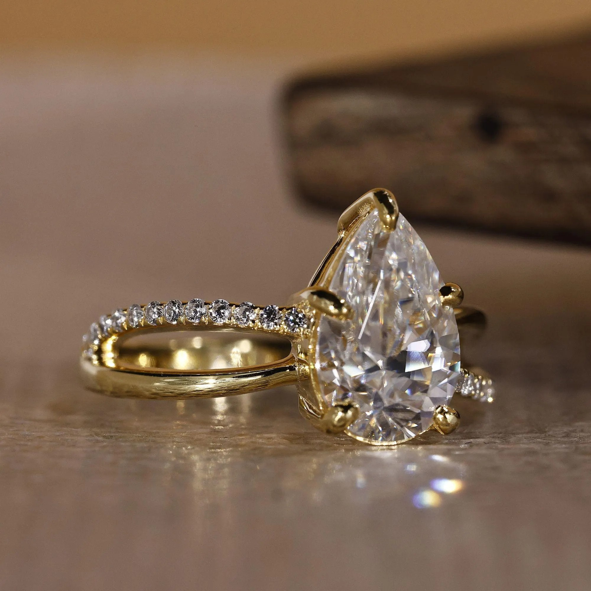 pear ring