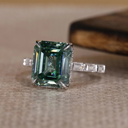 emerald ring