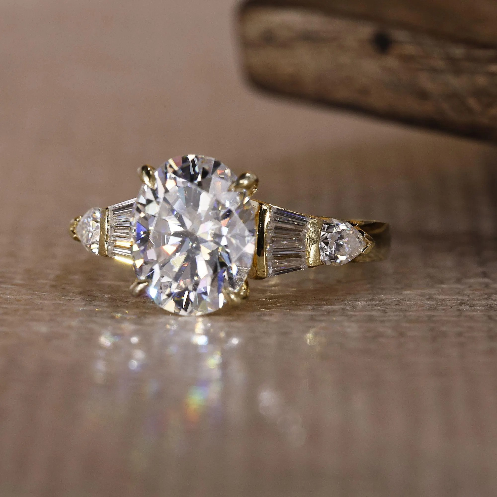 oval ring
