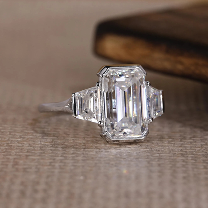 emerald ring