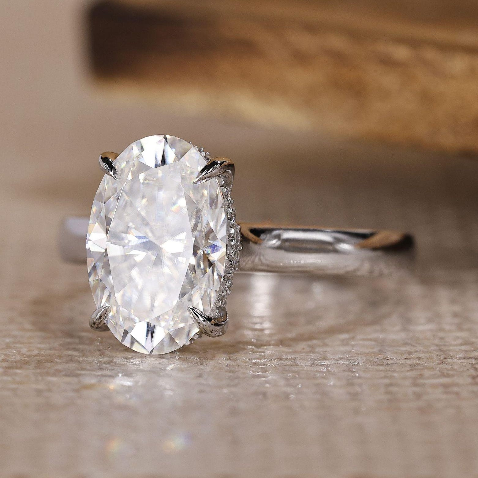oval ring