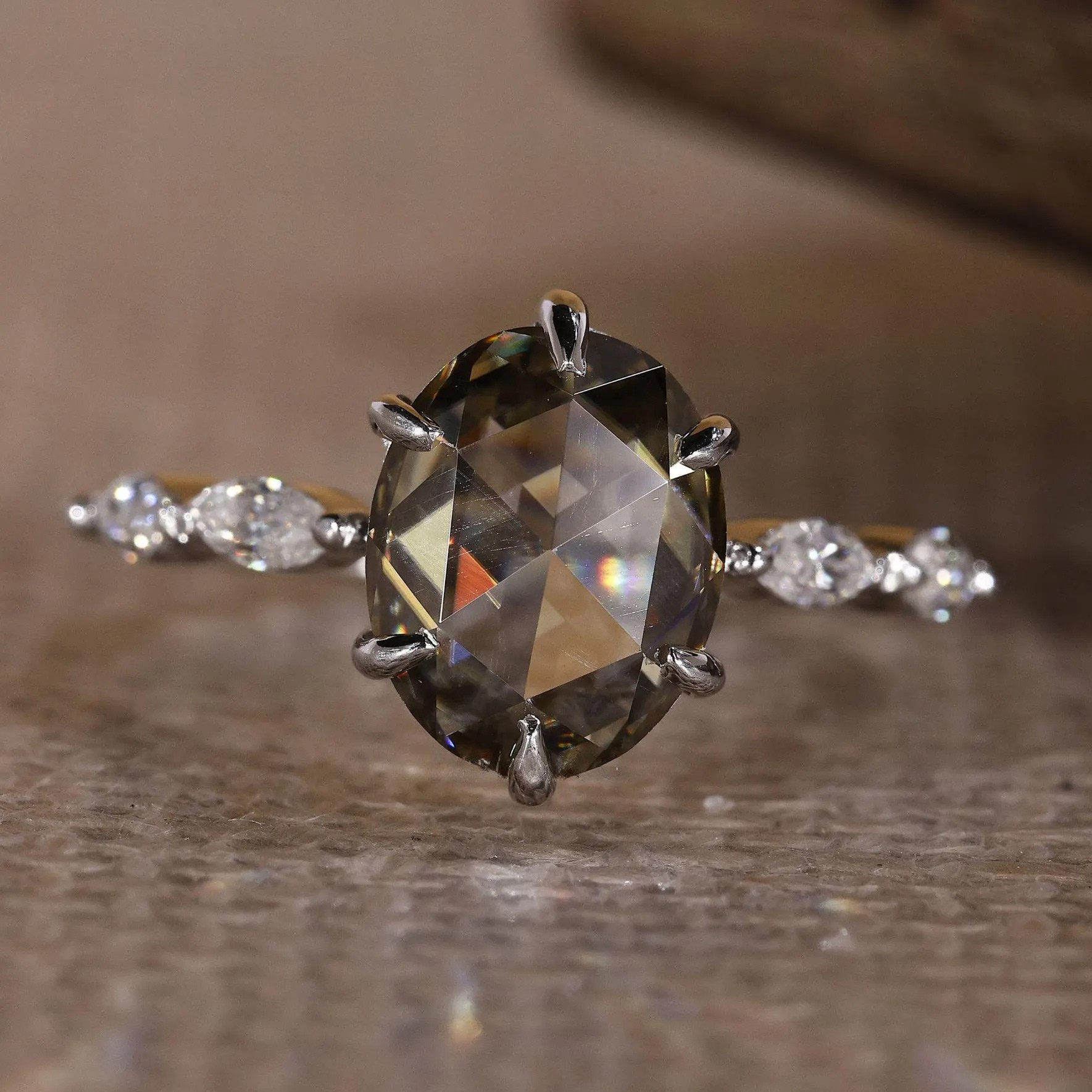 oval ring