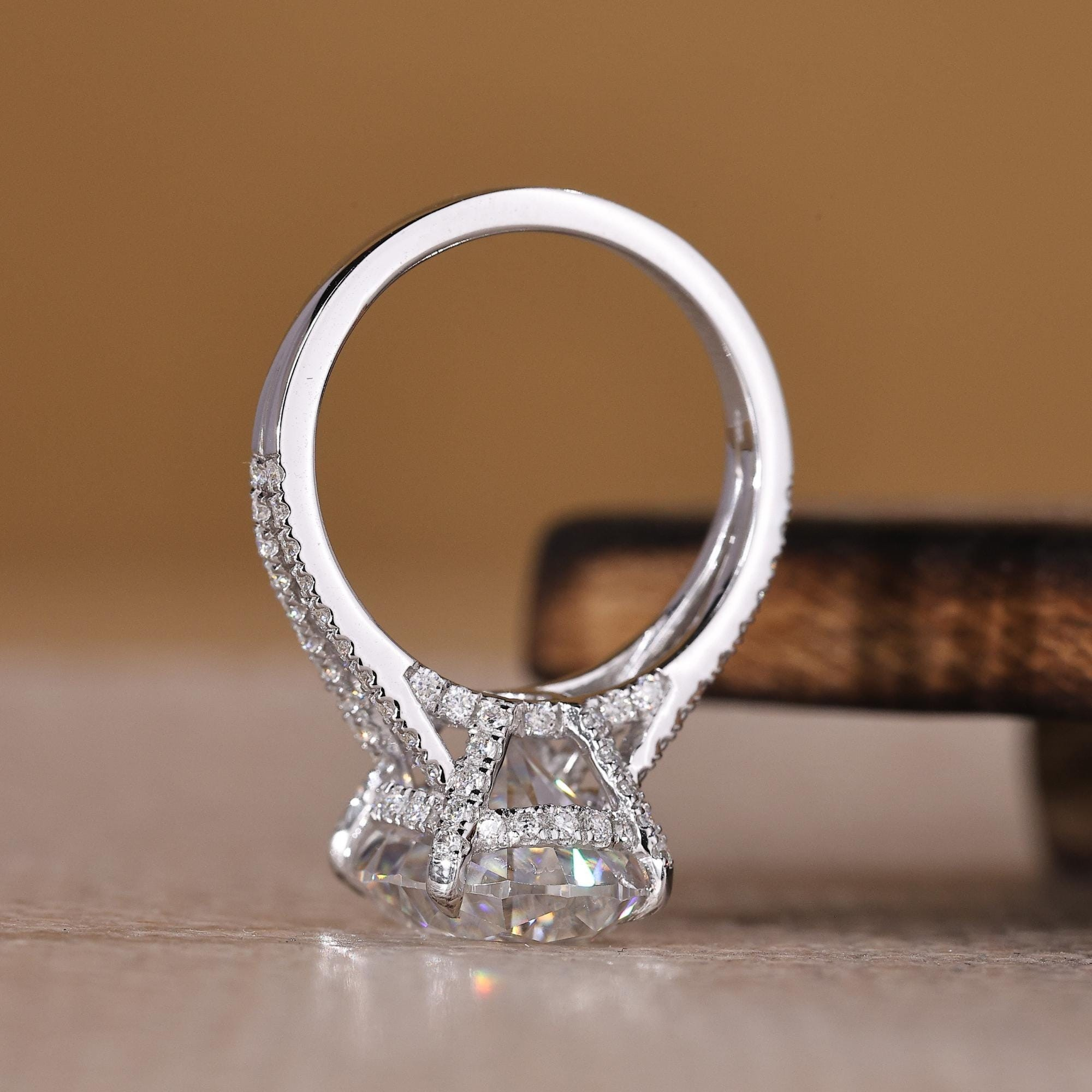 oval ring