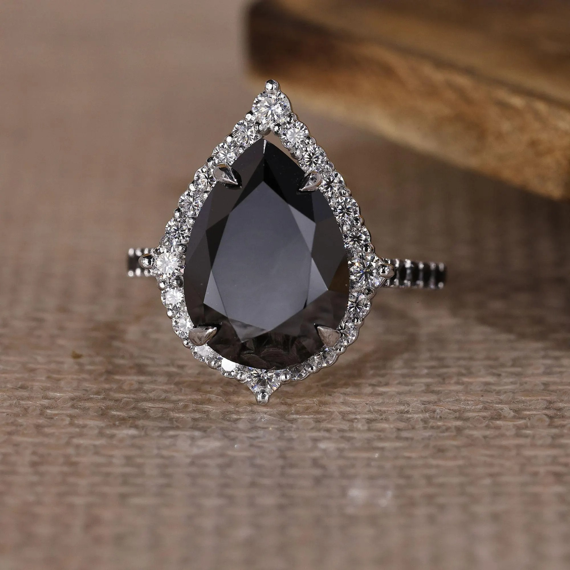 pear ring