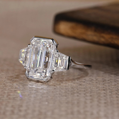 emerald ring