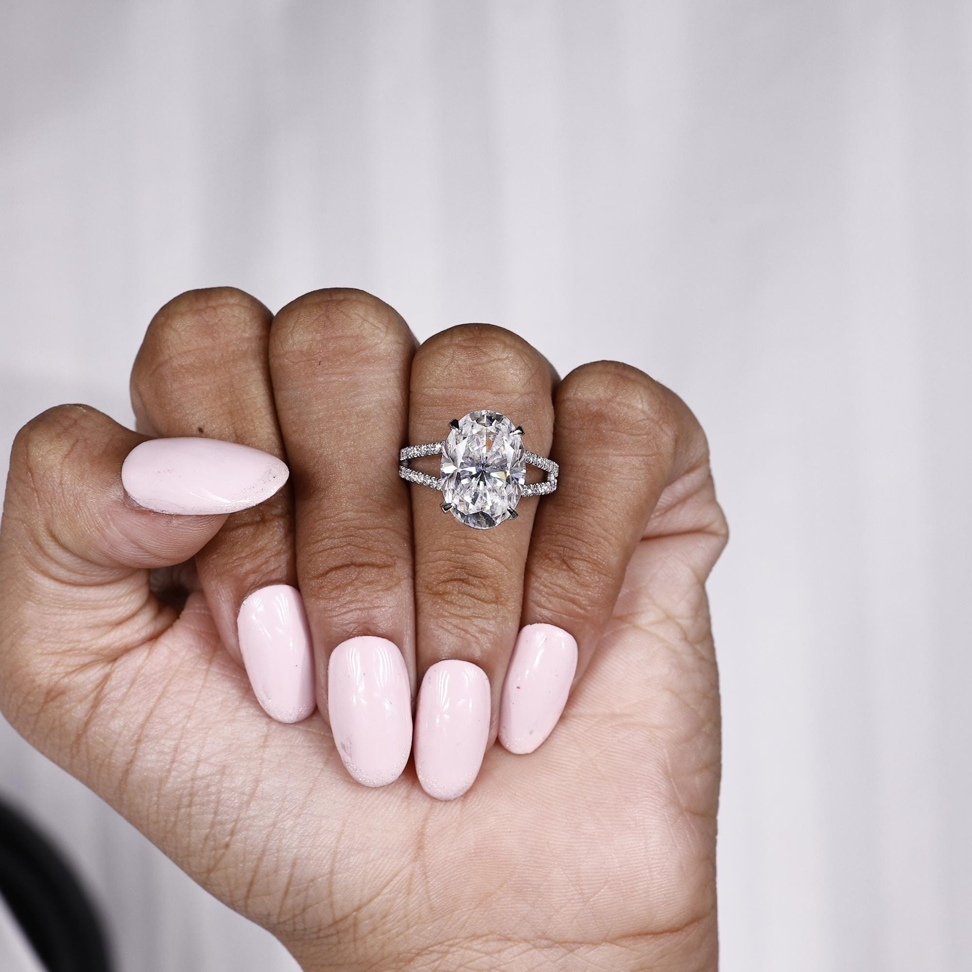 oval ring